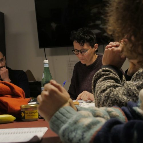 Pierre Tonachella et les étudiant·e·s du master 2 documentaire de création © Emmanuel Roy